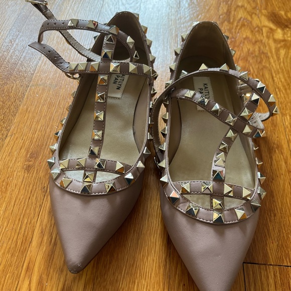 Kaitlyn Pan tan patent leather pointed-toe flats - Picture 2 of 4